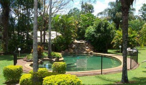 фото отеля Malanda Lodge Motel