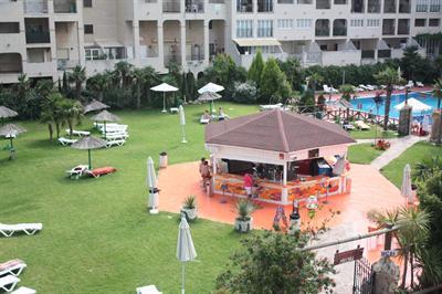 фото отеля Apartamentos Turisticos Segunda Linea De Playa