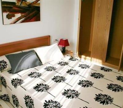 фото отеля Apartamentos Turisticos Segunda Linea De Playa