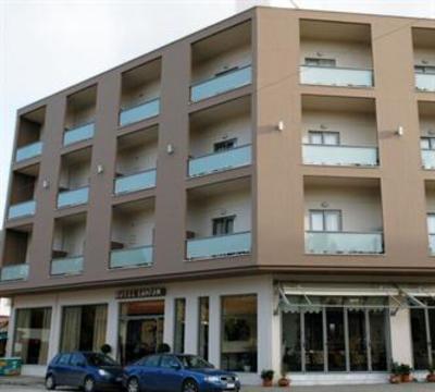 фото отеля Ionion Hotel