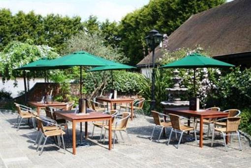 фото отеля The Coach & Horses Inn Chiselhampton