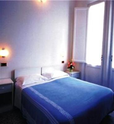 фото отеля Hotel Italia Rimini
