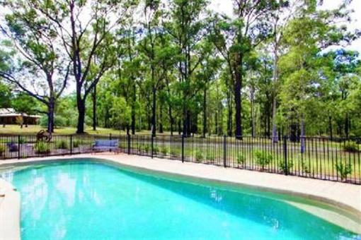 фото отеля Woodlane Cottages Lovedale
