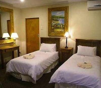 фото отеля Addo Elephant Country Estate Accommodation