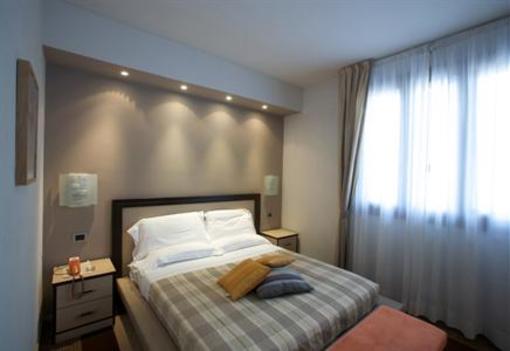 фото отеля Hotel Due Pini Formigine