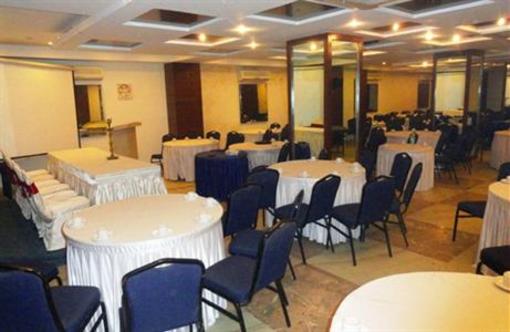 фото отеля Hotel Dev Coronet