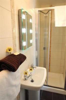 фото отеля Tierneys Guesthouse