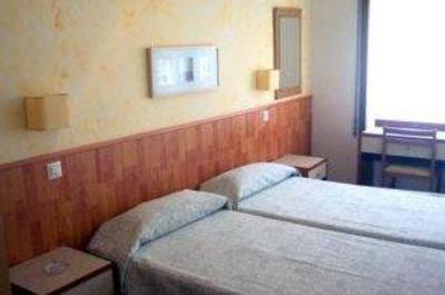 фото отеля Regina Hostal Blanes