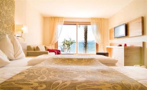 фото отеля Hotel Kronsbuhel