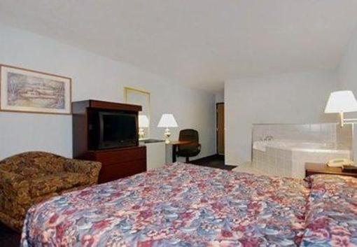 фото отеля Econo Lodge West Lafayette