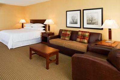 фото отеля Sheraton West Des Moines Hotel