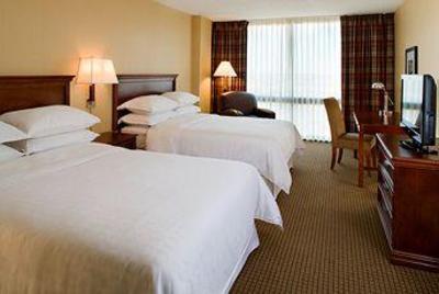 фото отеля Sheraton West Des Moines Hotel