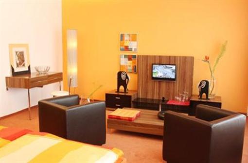 фото отеля Garni Hotel-West
