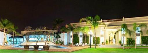 фото отеля Gran Hotel Alameda