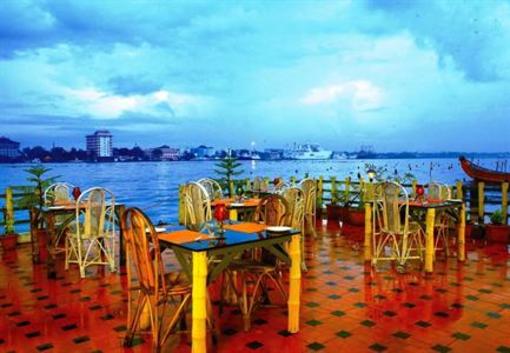 фото отеля The Capital Cochin