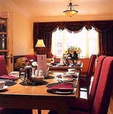 фото отеля Friar's Lodge