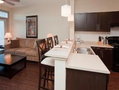 фото отеля Marriott ExecuStay South Shore