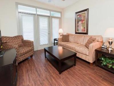 фото отеля Marriott ExecuStay South Shore