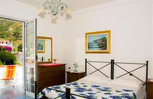 фото отеля Villa Bernardina