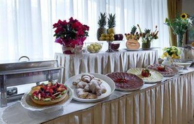 фото отеля Park Inn by Radisson Milano Malpensa