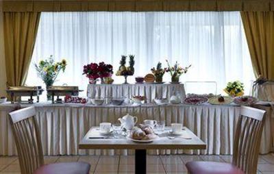 фото отеля Park Inn by Radisson Milano Malpensa