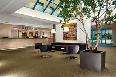фото отеля Park Inn by Radisson Milano Malpensa