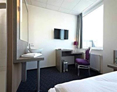 фото отеля Road House Hotel