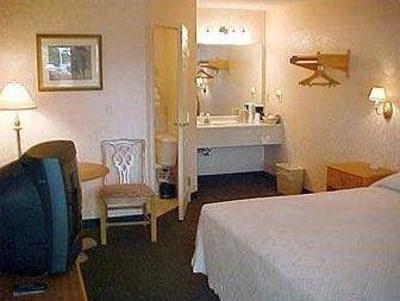 фото отеля OurGuest Inn & Suites