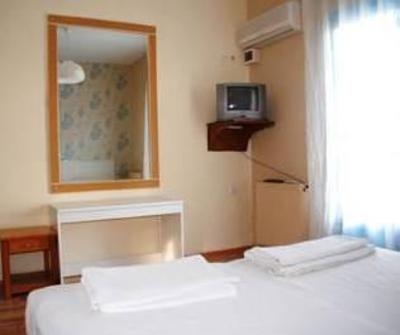фото отеля Kusadasi Guest House