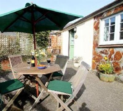 фото отеля Cheristow Holiday Cottages Hartland (England)