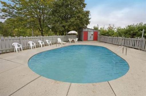 фото отеля Americas Best Value Inn Lansing