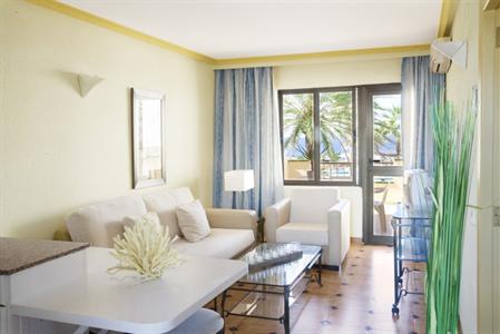 фото отеля Marina Palace Apartments