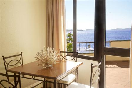 фото отеля Marina Palace Apartments