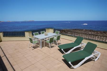 фото отеля Marina Palace Apartments