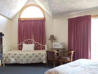 The Sea Breeze Inn Middletown (Rhode Island)