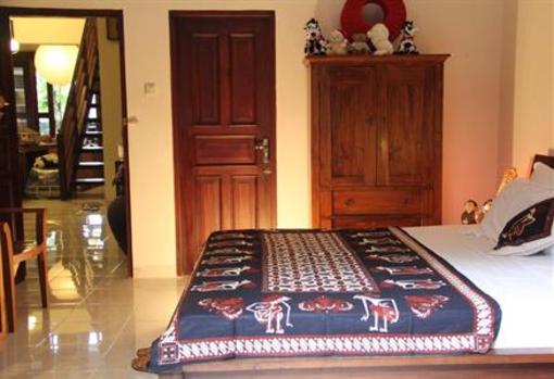 фото отеля Alamanda Bed & Breakfast