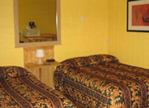фото отеля West Castle Motel