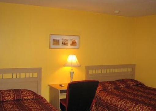 фото отеля West Castle Motel