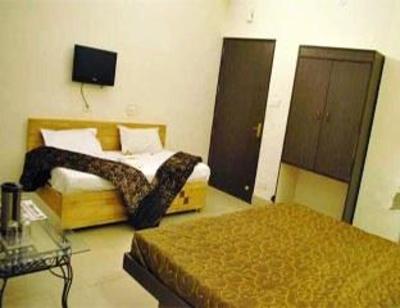 фото отеля Hotel Golden Deluxe Jaipur