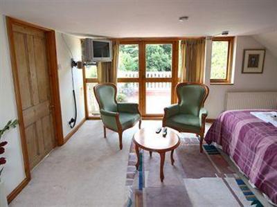 фото отеля Gatwick Grove Guest House Copthorne Crawley