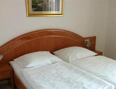 фото отеля Hotel Europa Pforzheim