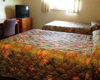 фото отеля Americas Best Value Inn & Suites Canton