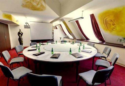 фото отеля Hotel Piramida Katowice Tychy