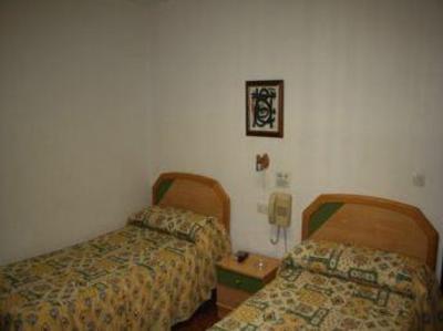 фото отеля Hostal Estacion Ferrocarril Jaen