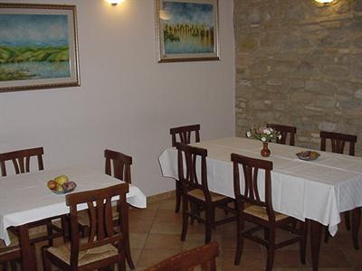 фото отеля Hotel Ristorante Il Cavaliere Camerino