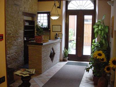 фото отеля Hotel Ristorante Il Cavaliere Camerino