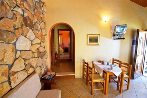 фото отеля Apolis Villas Parga
