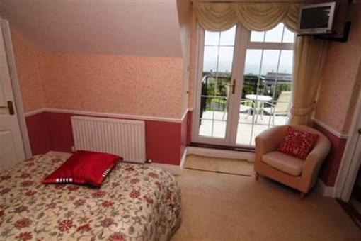 фото отеля Cliff House Bed & Breakfast Tramore