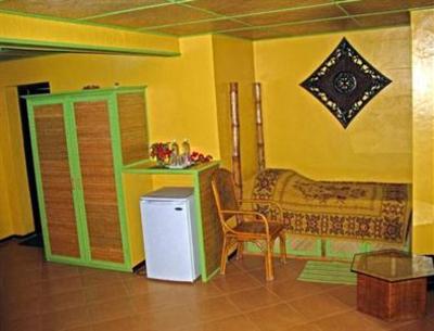 фото отеля Ravenala Beach Bungalows