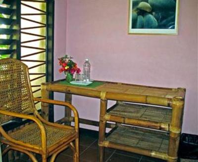 фото отеля Ravenala Beach Bungalows